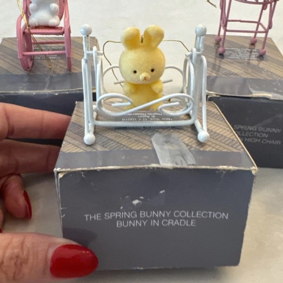 VTG! Lot of 5 Vintage Avon Ornaments W/ Original Boxes - Picture 4 of 10